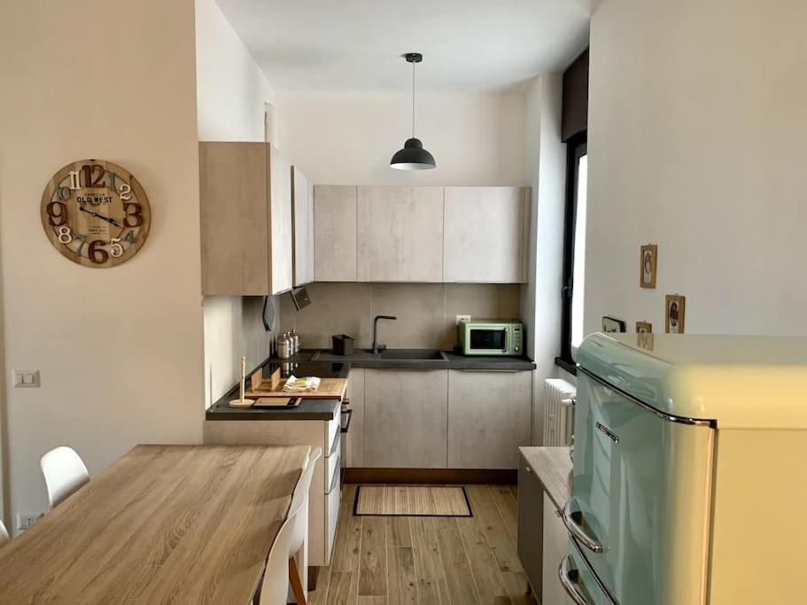 Appartamento Con Terrazzo Sui Tetti Milanesi Екстериор снимка